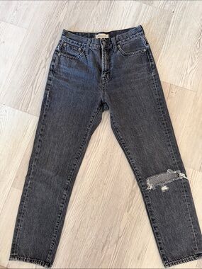 The “perfect vintage jean” from Madewell size 25